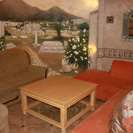 Apartament Vesuvio *